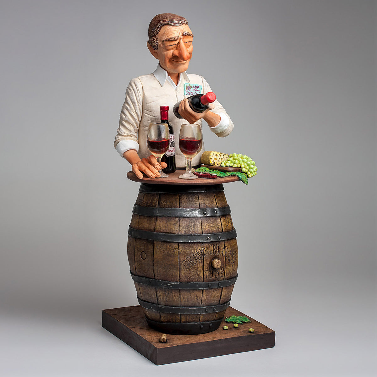 winelover_sculpture_gifting_decor.jpg